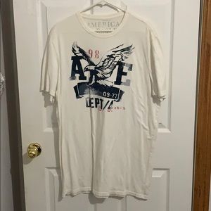 Men’s American eagle t shirt